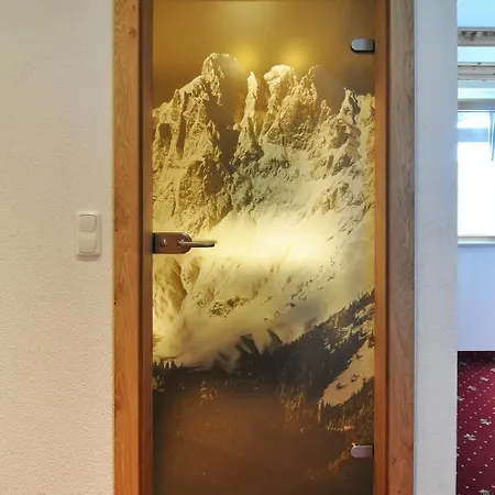 Kitzbuehler Alpen 4* اوبرندورف ان تيرول
