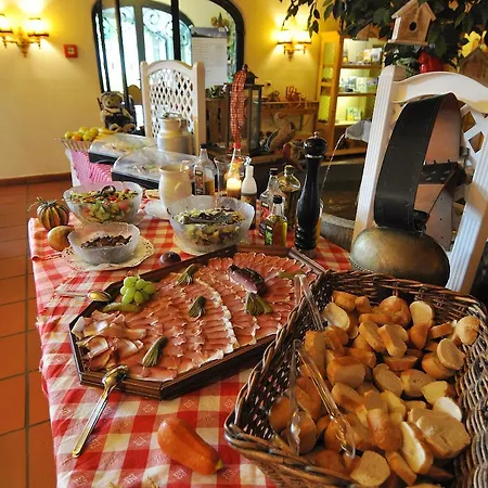 Kaiserhotel Kitzbuehler Alpen Otel