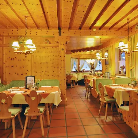 Kaiserhotel Kitzbuehler Alpen 4*