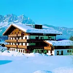 酒店 Kitzbuehler Alpen 4*