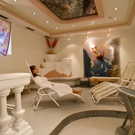 Kaiserhotel Kitzbuehler Alpen Oberndorf in Tirol