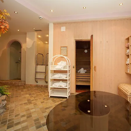 Hotel Kaiserhotel Kitzbuehler Alpen 4*