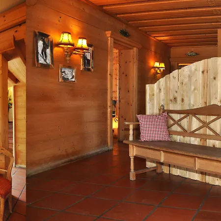 Kaiserhotel Kitzbuehler Alpen Hotel