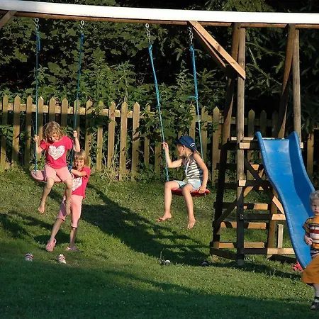 Kaiserhotel Kitzbuehler Alpen Hotel