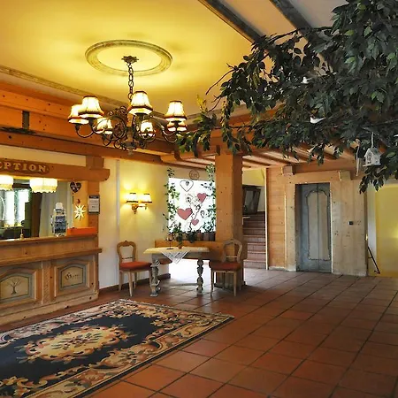 Kaiserhotel Kitzbuehler Alpen Hotel